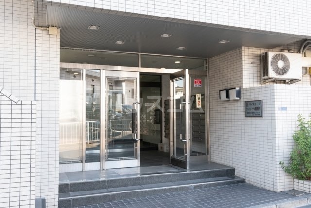 14/21 エントランス