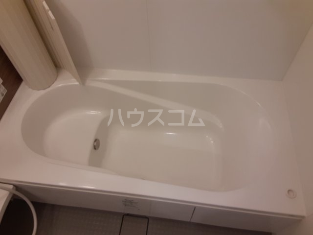 14/30 浴室