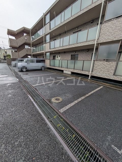 3/5 駐車場