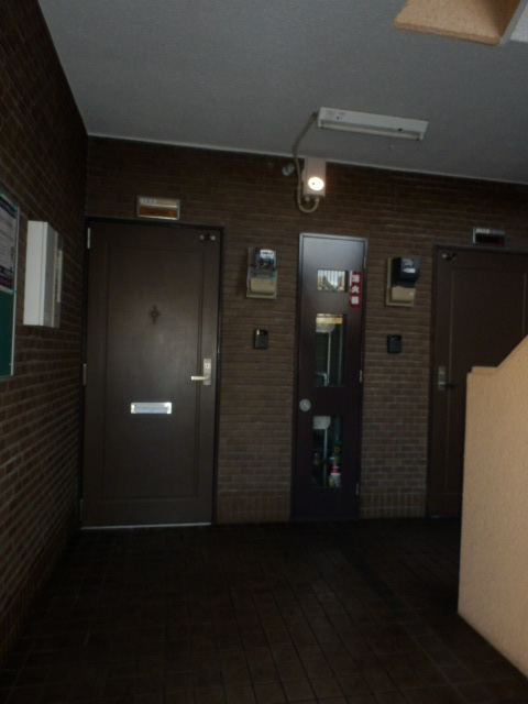 21/24 エントランス