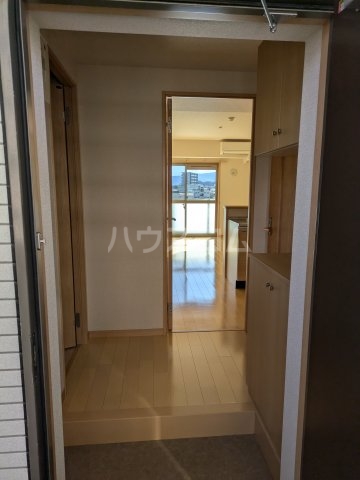 22/24 エントランス