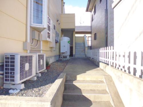 17/23 エントランス