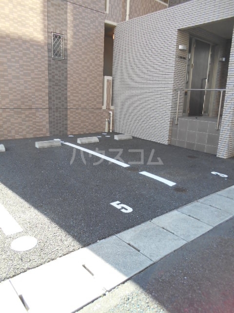 20/21 駐車場