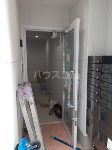 3/7 エントランス