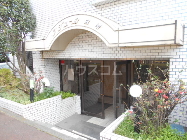 15/26 エントランス