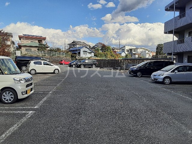 15/18 駐車場