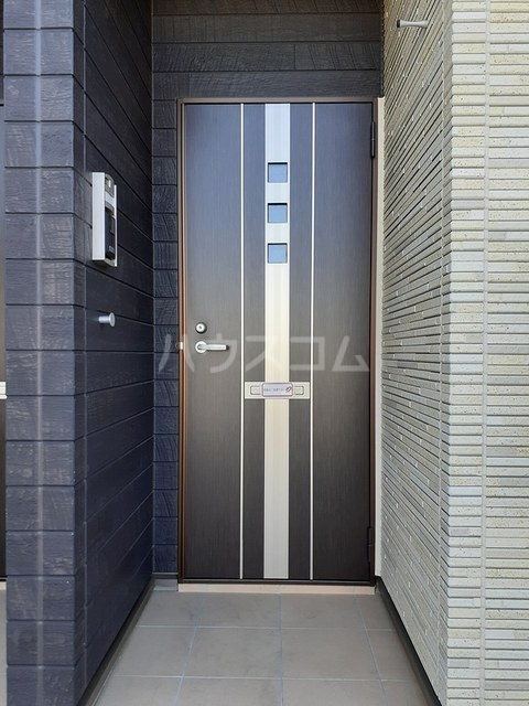 13/20 エントランス