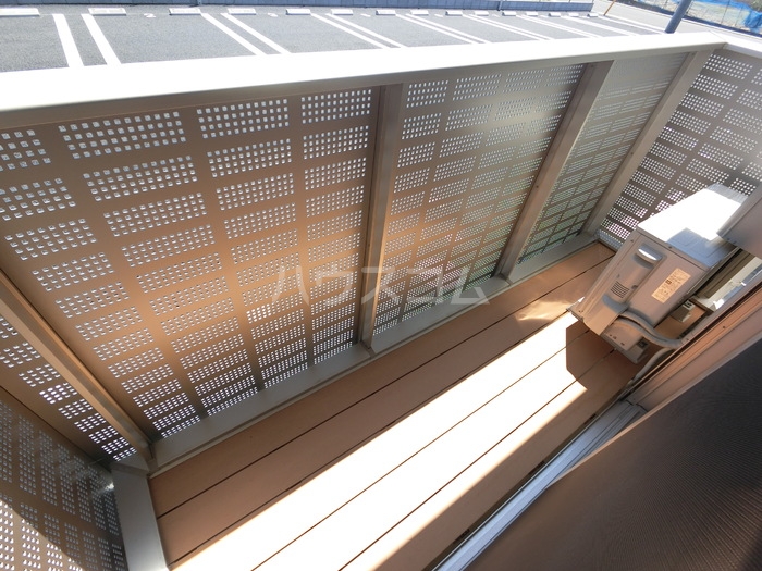 14/28 バルコニー