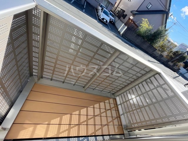 13/28 バルコニー