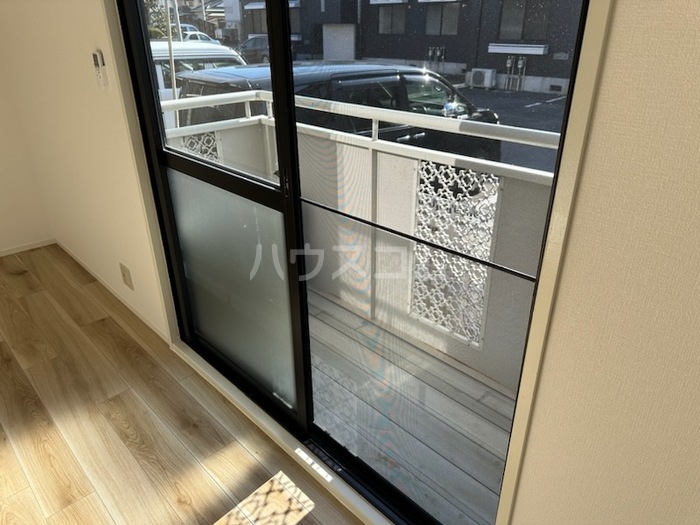 13/18 バルコニー