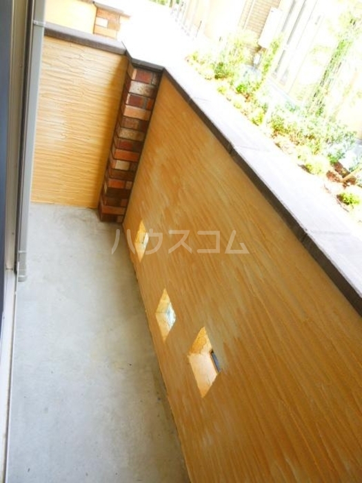 13/22 バルコニー