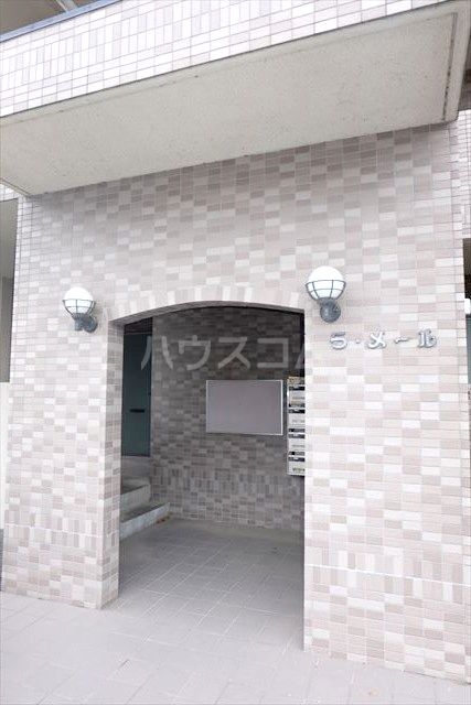 14/22 エントランス