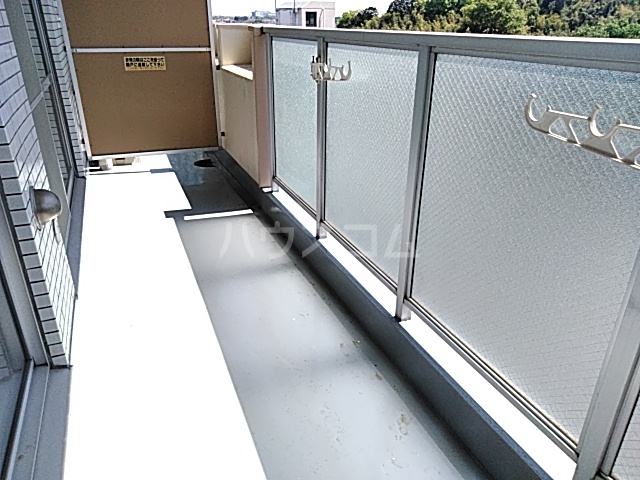 21/30 バルコニー