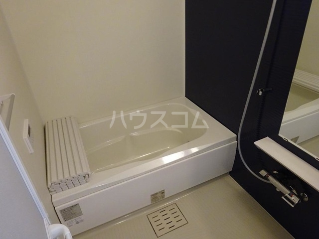 13/26 浴室