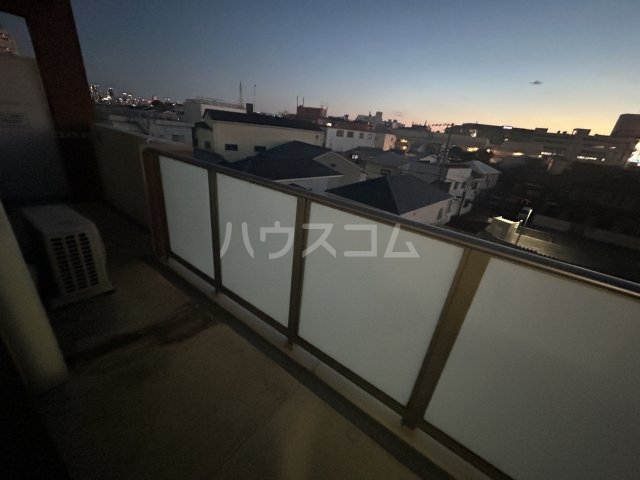 13/26 バルコニー