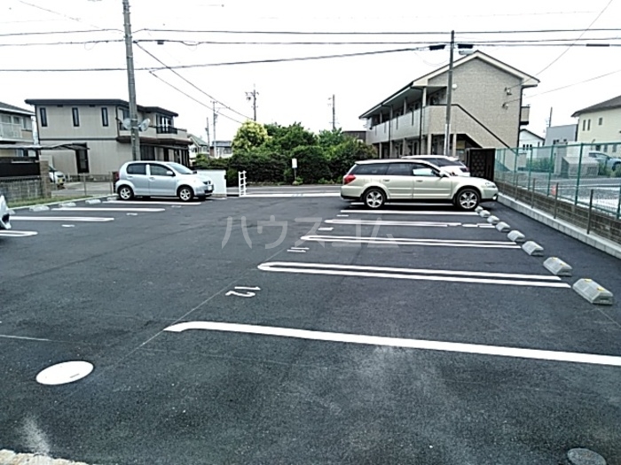 4/10 駐車場