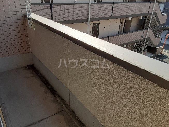 23/30 バルコニー