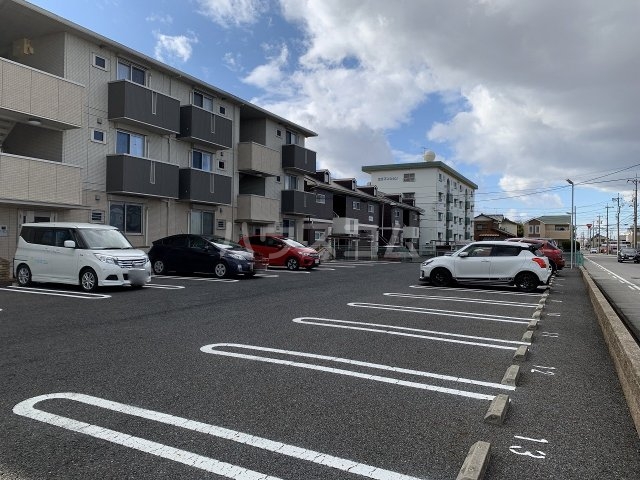 3/5 駐車場