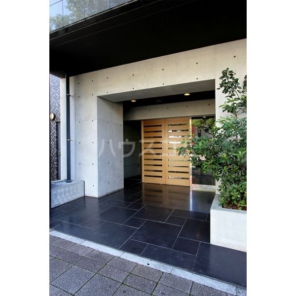 2/6 エントランス