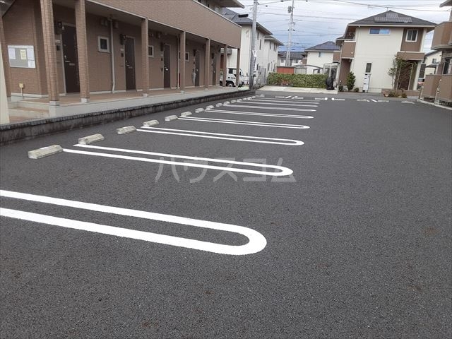 3/4 駐車場