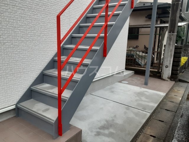 3/5 エントランス