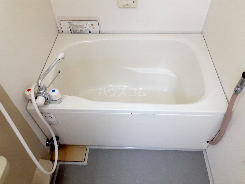 17/30 浴室