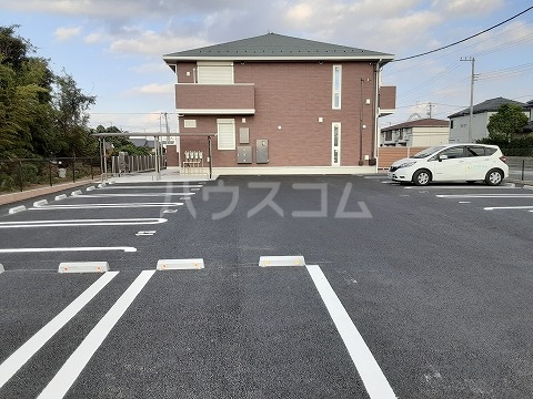 18/19 駐車場