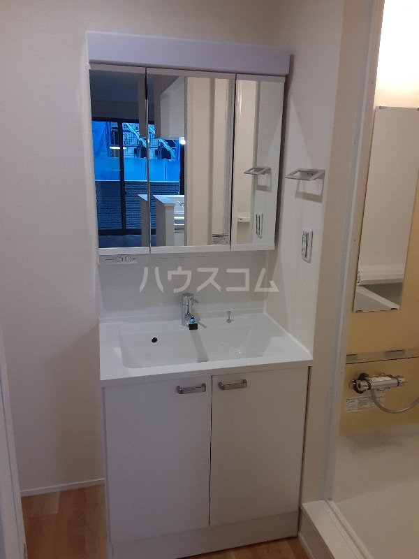 16/30 洗面