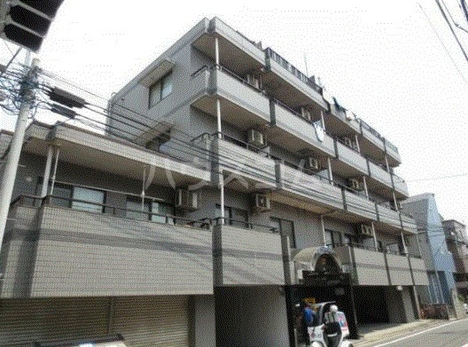 28/30 エントランス