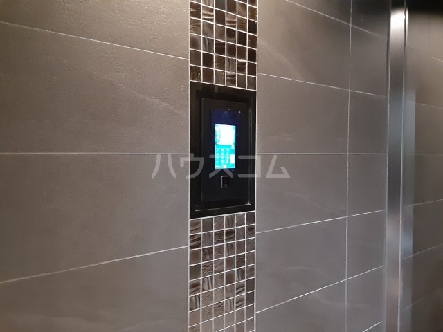 29/30 エントランス