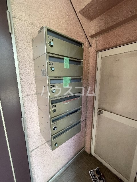 14/23 エントランス