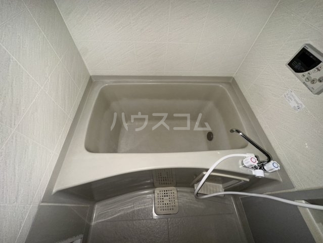 17/30 浴室