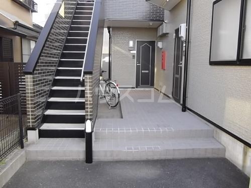 3/5 エントランス