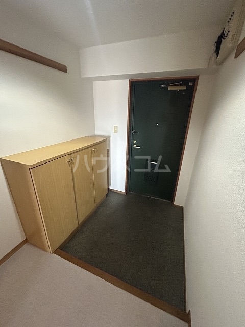 14/30 玄関