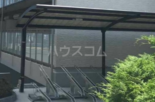 14/19 エントランス