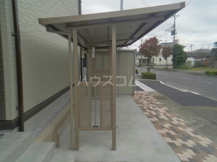 19/26 エントランス