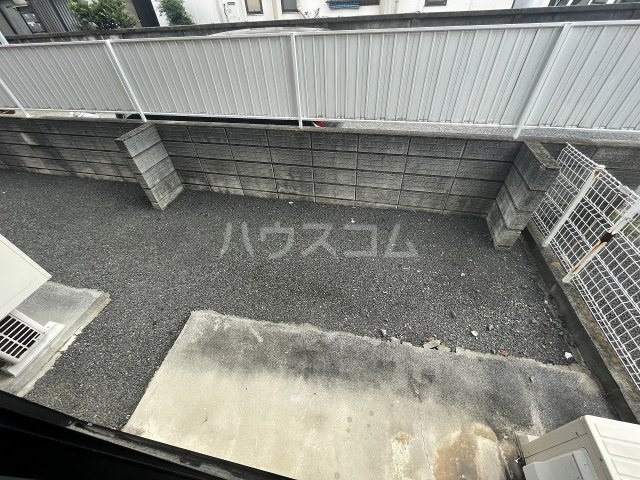 15/26 バルコニー