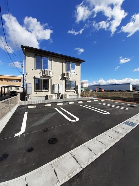 28/30 駐車場
