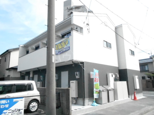 2/5 エントランス