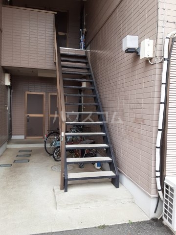 2/6 エントランス