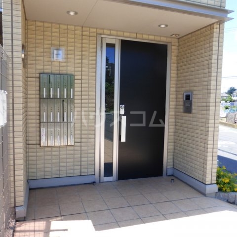 15/25 エントランス