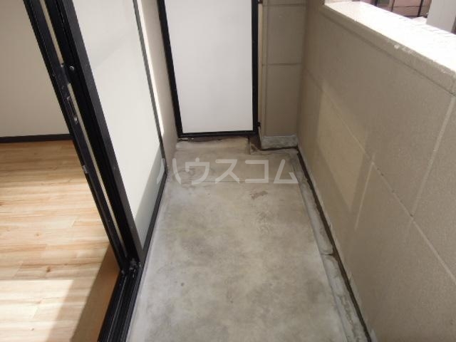 17/23 バルコニー