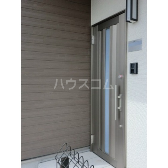 24/26 エントランス