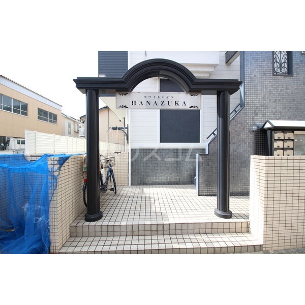 19/25 エントランス