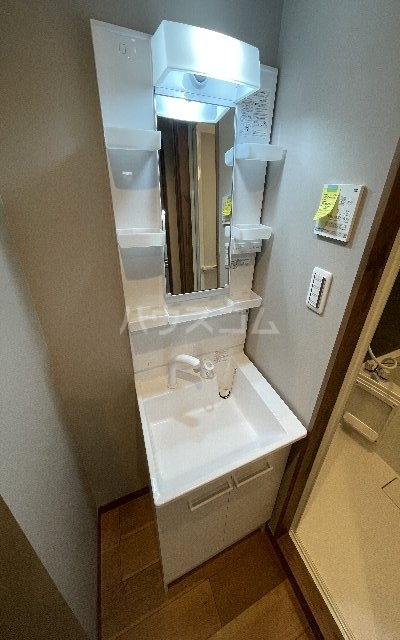 20/30 洗面