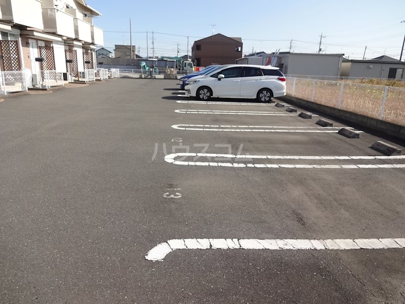 14/16 駐車場