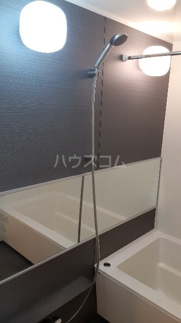19/30 浴室