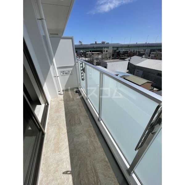 14/25 バルコニー