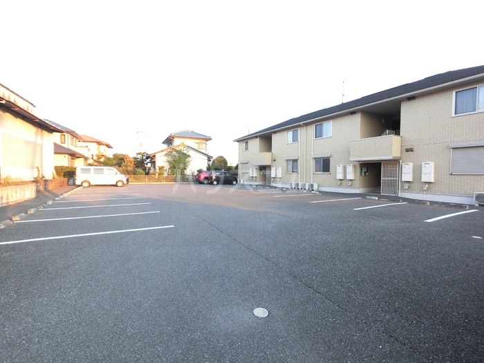 15/25 駐車場