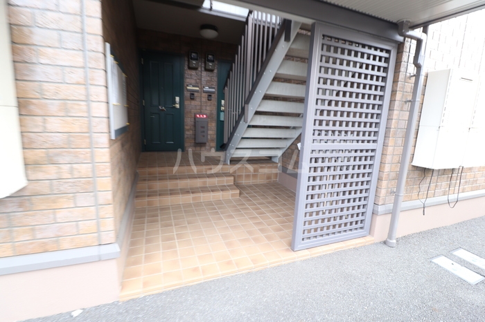 17/20 エントランス